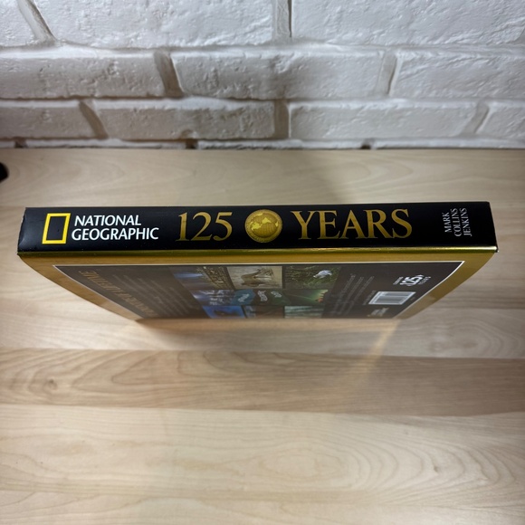 NATIONAL GEOGRAPHIC 125 Years with Bonus "Great Migration" Poster EUC - Picture 12 of 16